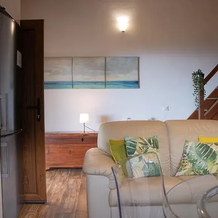 Vv Monterrey Mountain View Retreat, 펜션 *