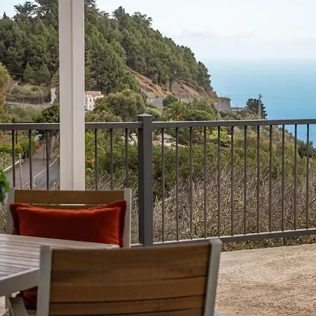 펜션 Vv Monterrey Mountain View Retreat, *