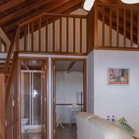 Vv Monterrey Mountain View Retreat, 마조